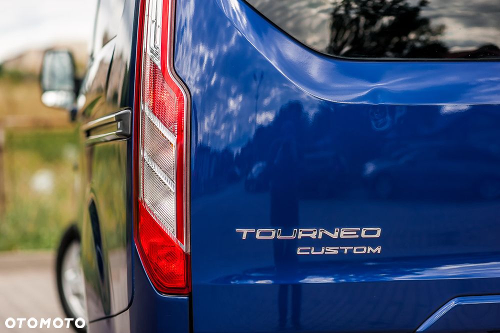 Ford Tourneo Custom 2.0 TDCi L1 Titanium - 17
