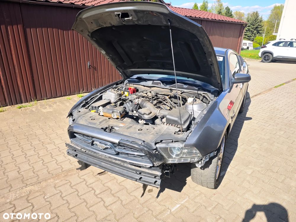 Ford Mustang 3.7 V6 Premium - 11