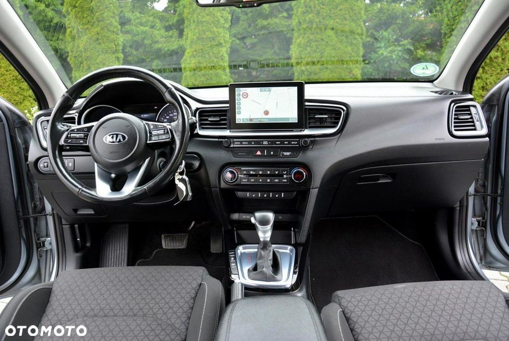 Kia Ceed - 22