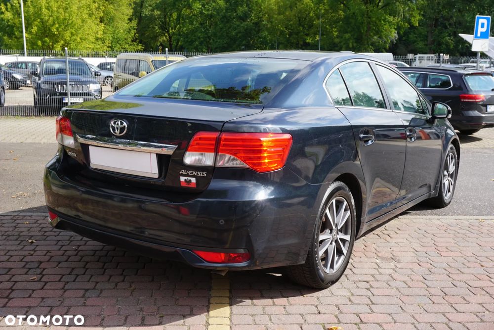 Toyota Avensis 2.0 D-4D Premium - 3