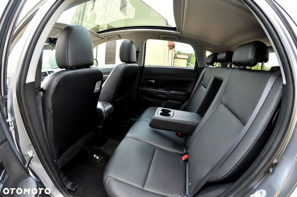 Mitsubishi ASX - 10