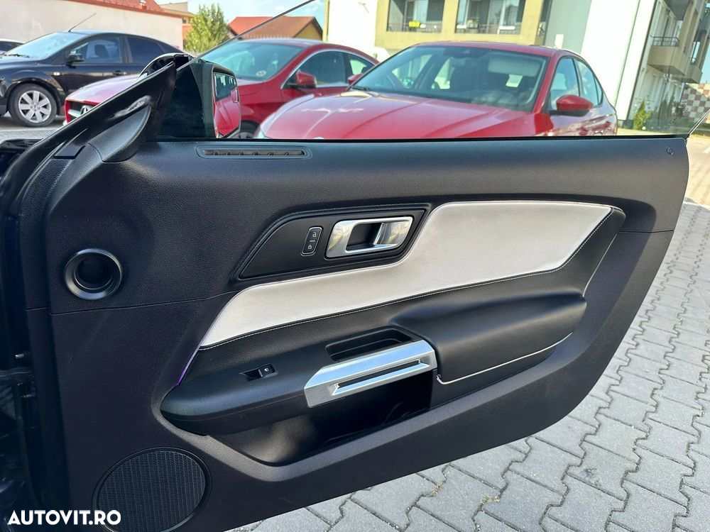 Ford Mustang 2.3 Eco Boost Aut. - 9