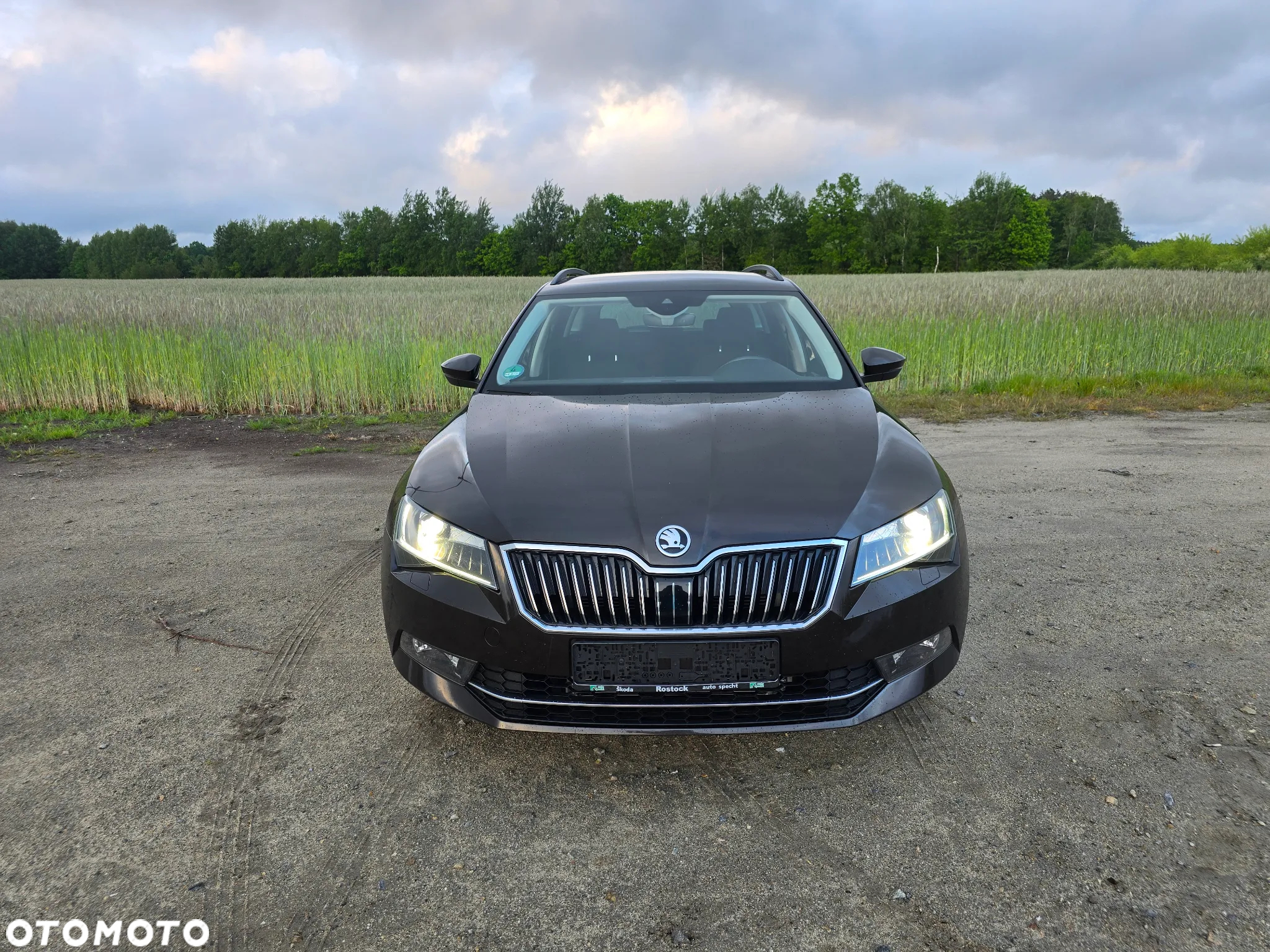 Skoda Superb 2.0 TDI Ambition DSG7 - 2