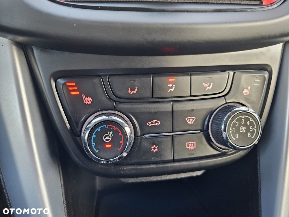 Opel Zafira Tourer 1.4 Turbo Edition - 24