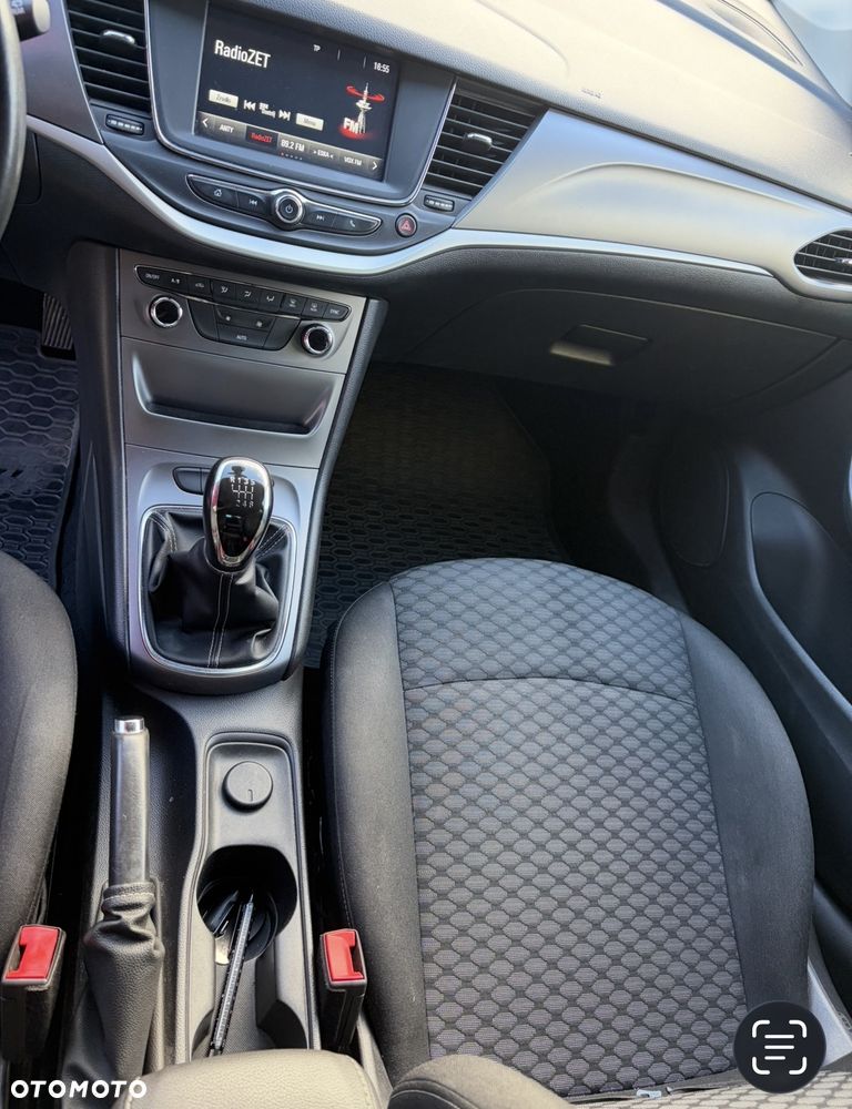 Opel Astra 1.4 T Dynamic - 8