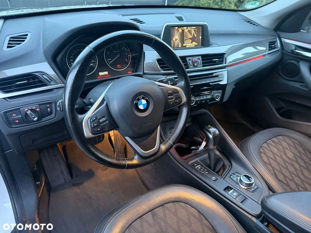 BMW X1 xDrive20d xLine sport - 21