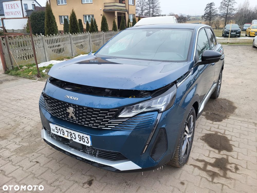 Peugeot 3008 1.2 PureTech mHEV Active Pack S&S e-DCS6 - 9