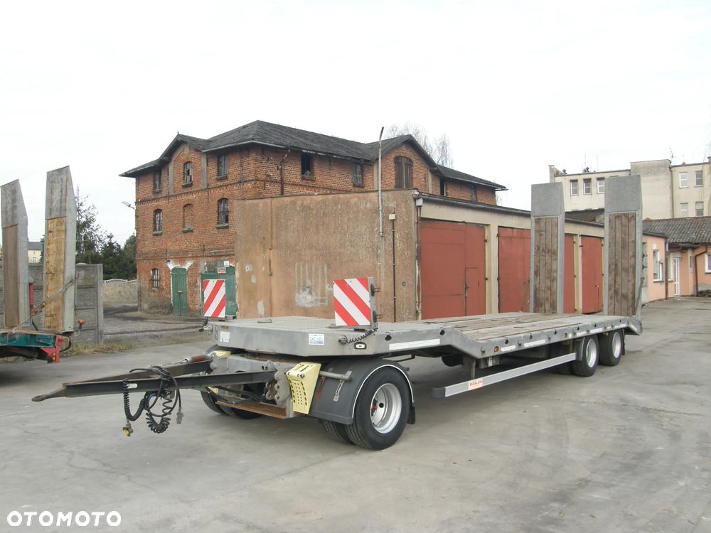 Möslein TA3 2021rok ocynk 3 osiowa przyczepa niskopodwoziowa z Niemiec - 25