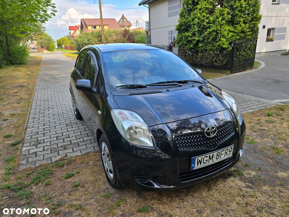 Toyota Yaris 1.3 Prestige - 19
