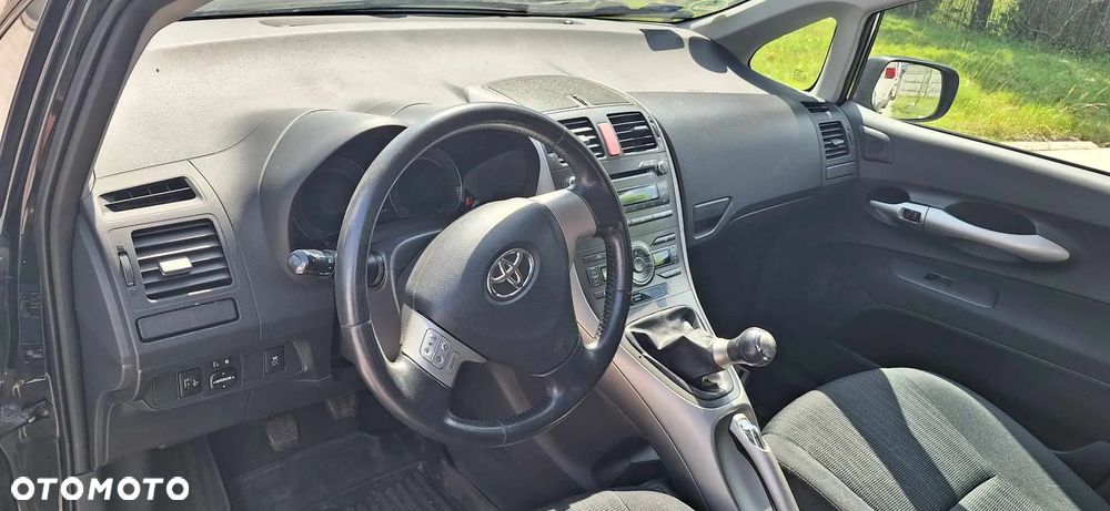 Toyota auris I 1,4B 97km 71kw rozrusznik - 6