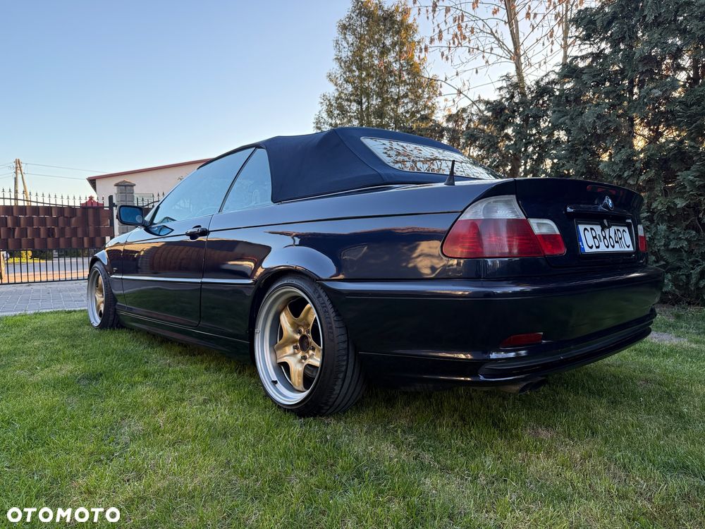BMW Seria 3 325i - 10