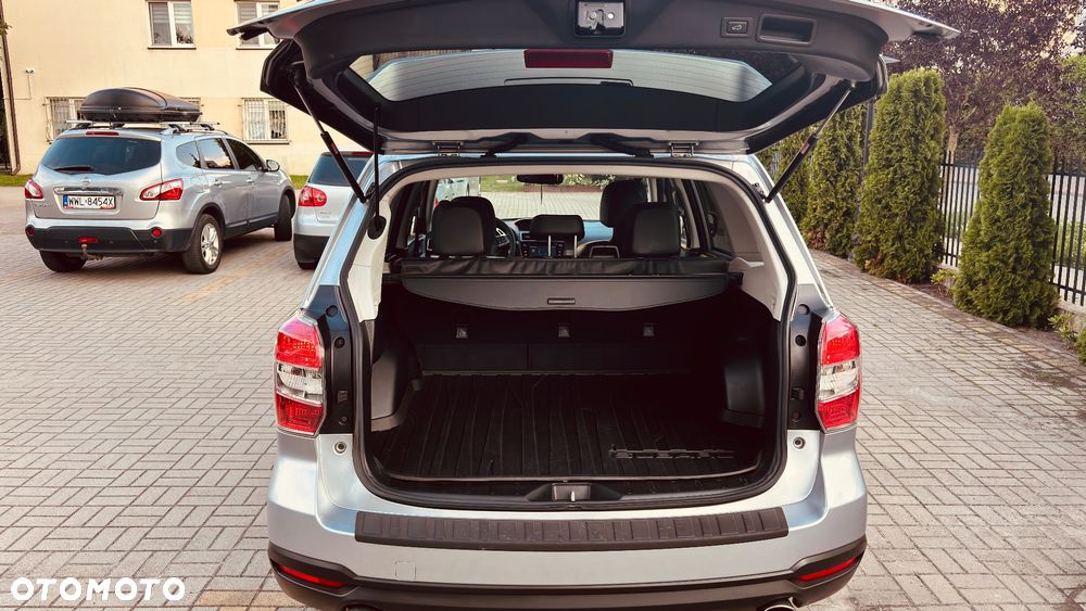 Subaru Forester 2.0 XT Platinum Lineartronic - 11