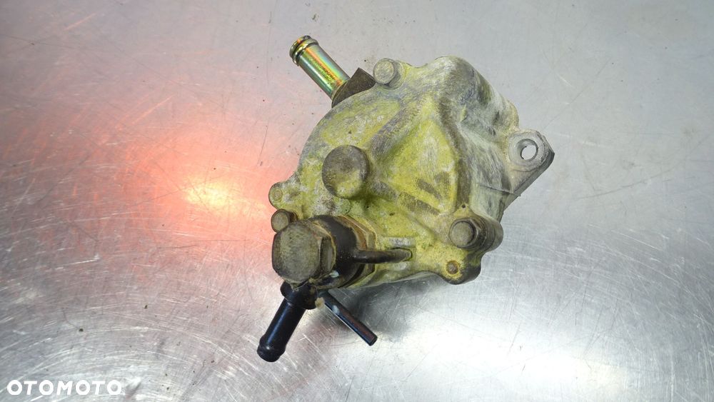 VACUM POMPA TOYOTA RAV4 II 2.0 D-4D 29300-27020 - 2