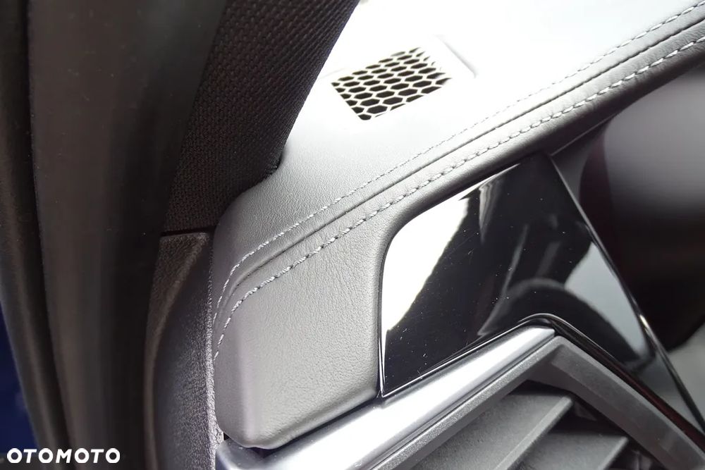 BMW Seria 3 320e M Sport - 20