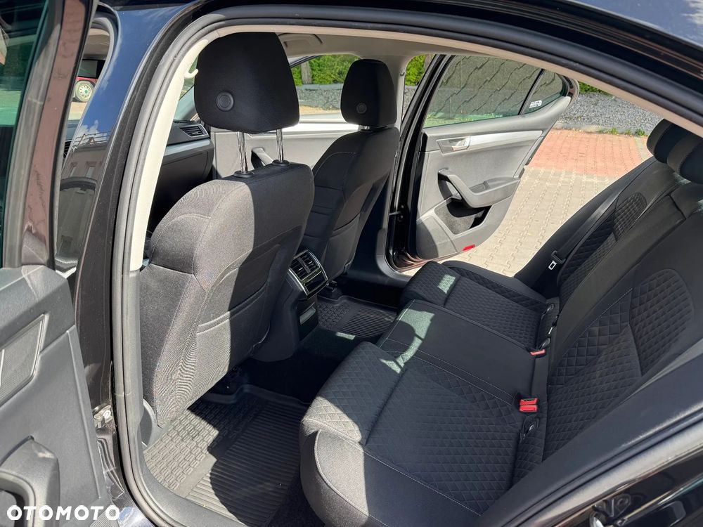 Skoda Superb 2.0 TDI SCR Ambition DSG - 10