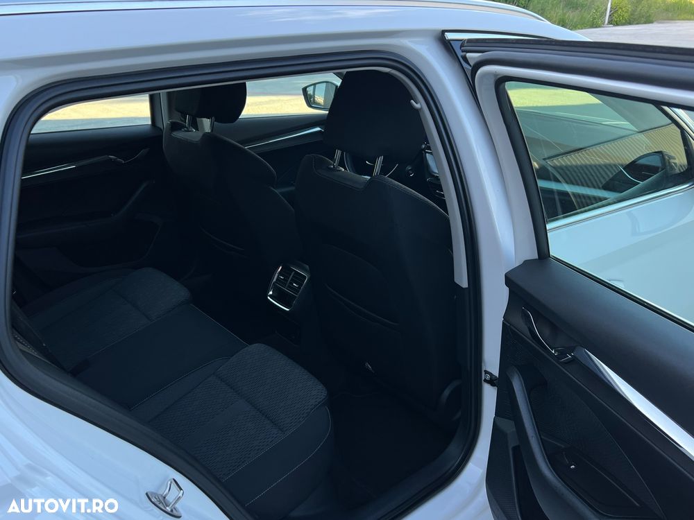 Skoda Octavia 2.0 TDI DSG First Edition - 8