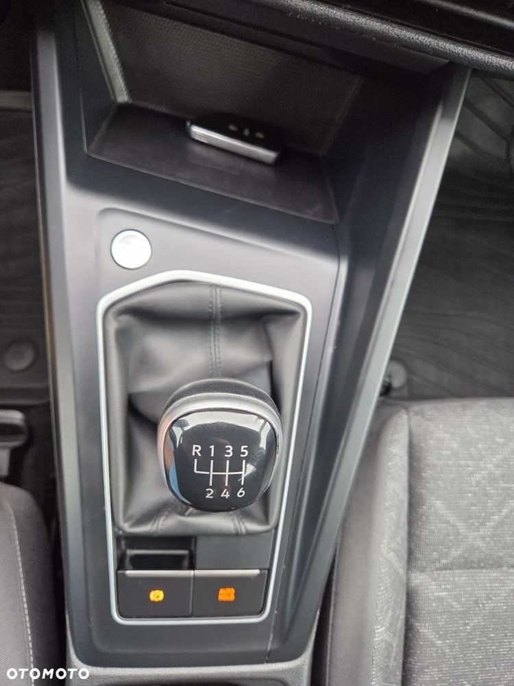 Volkswagen Golf 2.0 TDI Life - 39