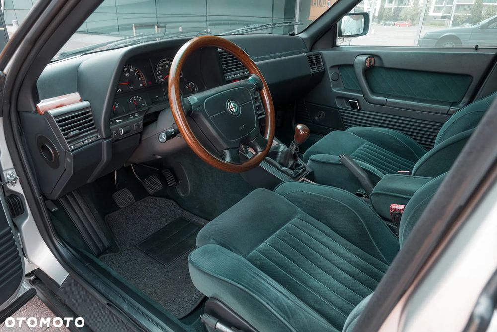 Alfa Romeo 164 - 13