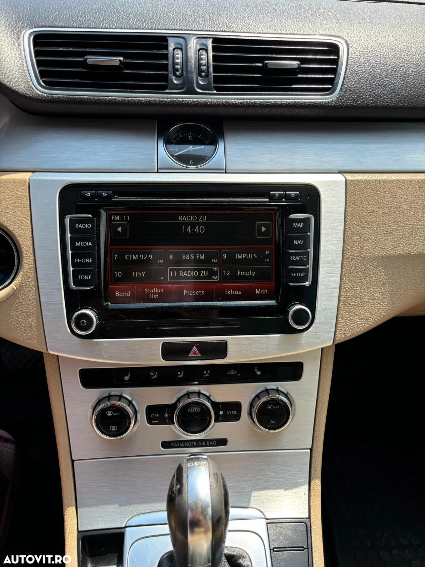 Volkswagen Passat Variant 2.0 TDI BlueMotion Technology Highline DSG - 20