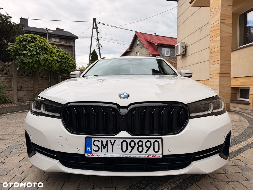BMW Seria 5 520d Sport Line - 18