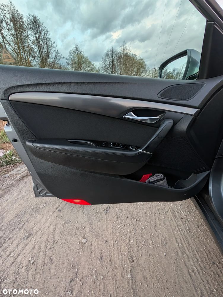 Hyundai i40 2.0 GDI Comfort + - 21