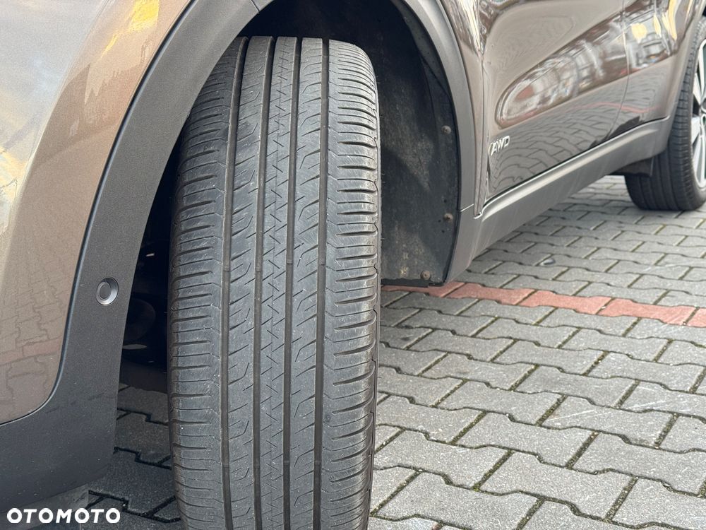 Kia Sportage 2,0 CRDI AWD Platinum - 13