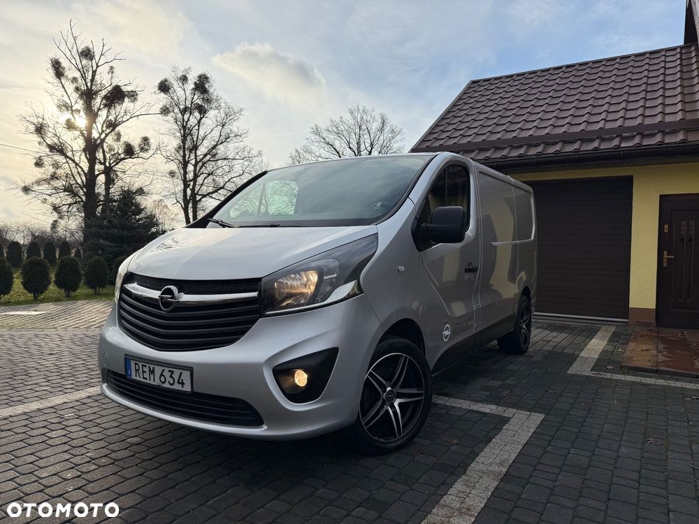 Opel Vivaro - 2