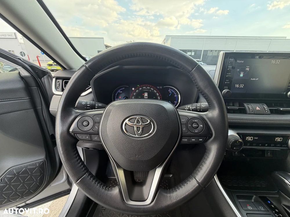 Toyota RAV4 - 19