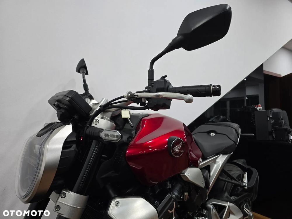 Honda CB - 18