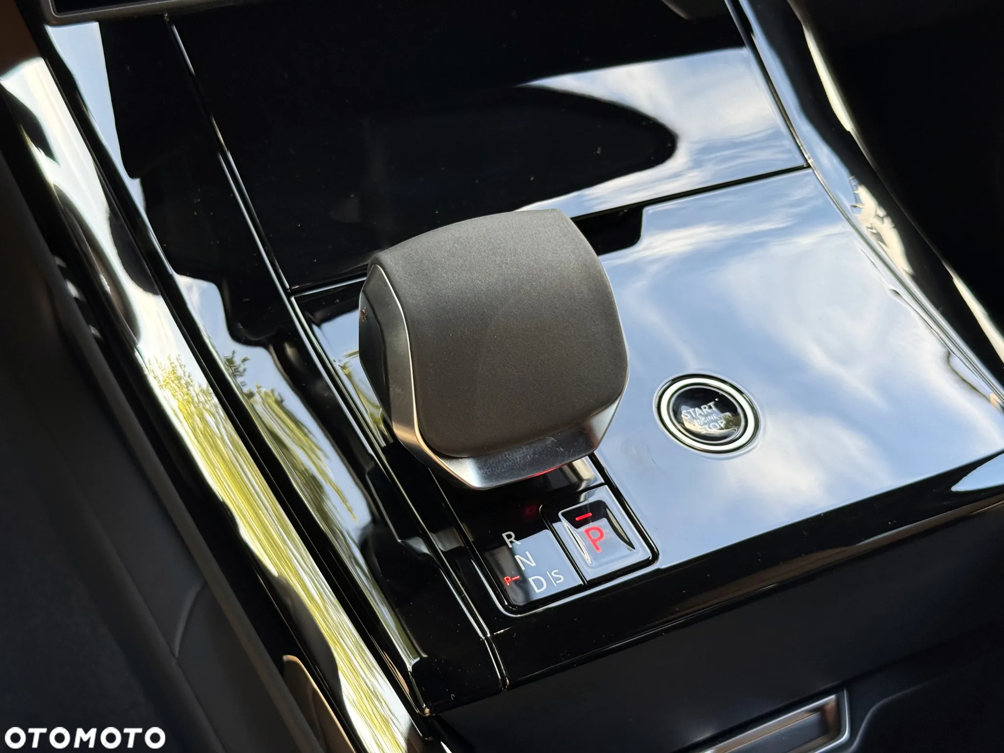 Land Rover Range Rover Sport D300 Dynamic SE - 7