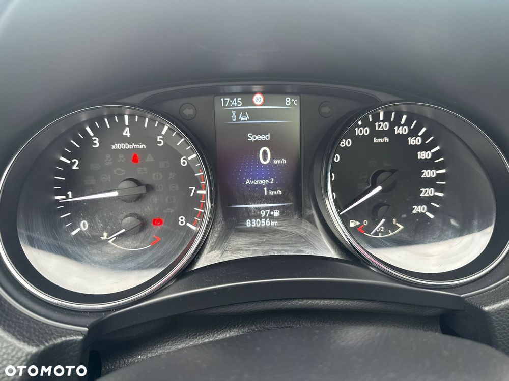 Nissan Qashqai - 10
