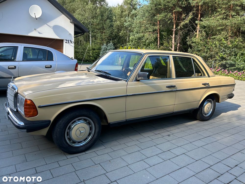 Mercedes-Benz W123 - 3