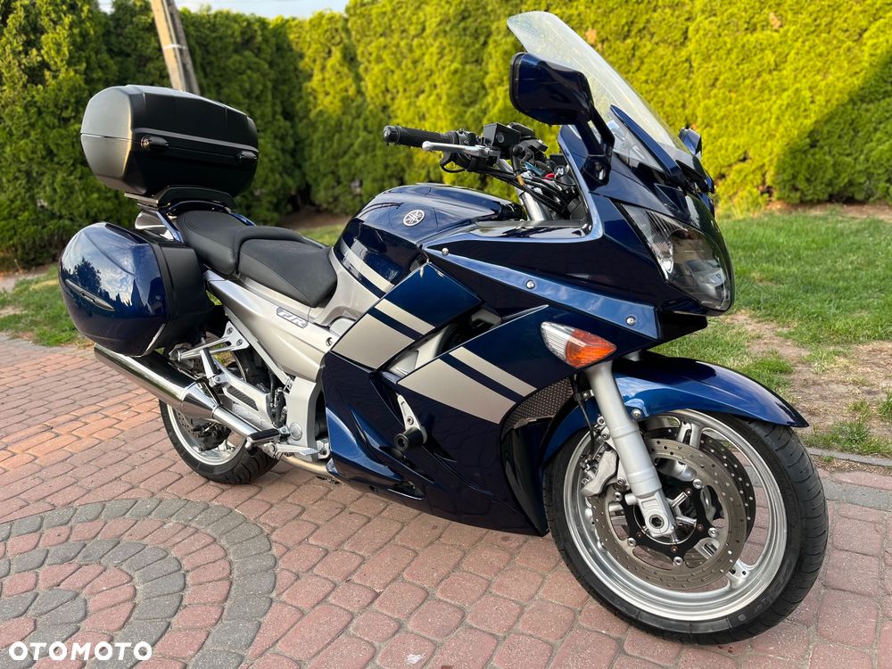Yamaha FJR - 29