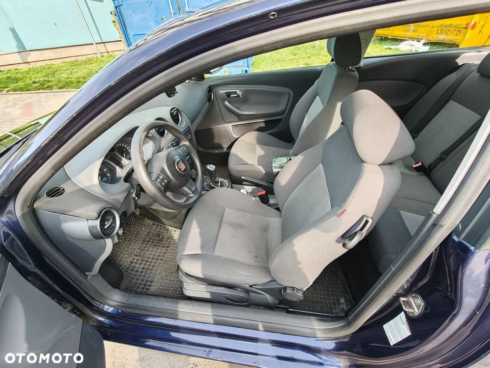 Seat Ibiza SC 1.4 16V Reference - 7