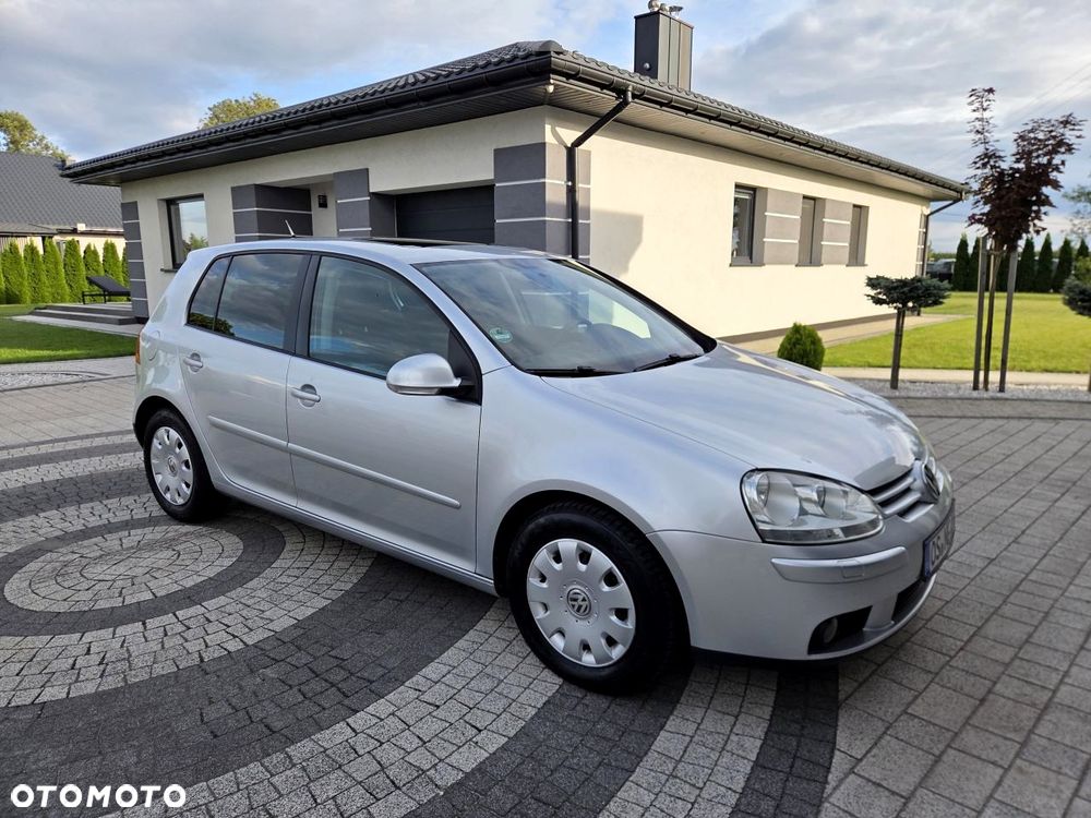 Volkswagen Golf - 2