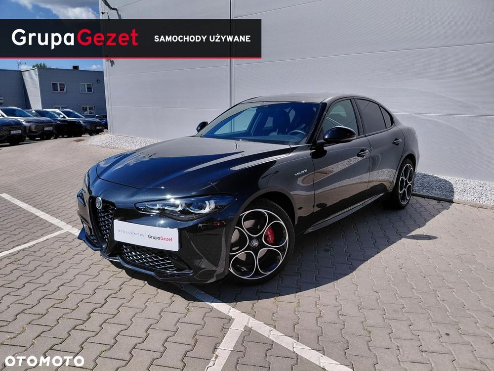 Alfa Romeo Giulia - 1