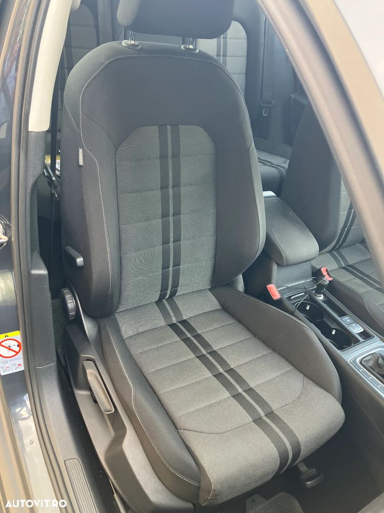 Volkswagen Golf - 7