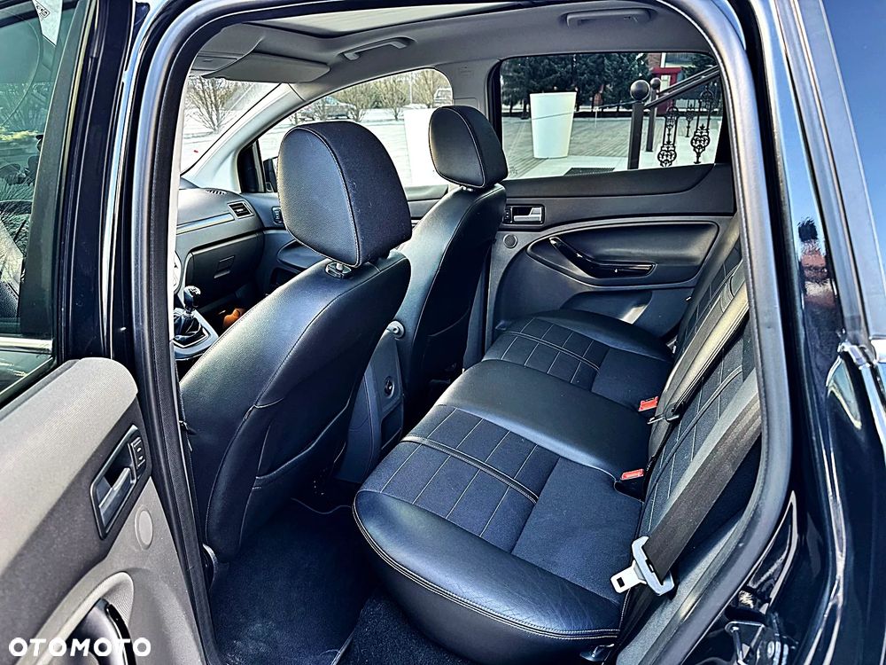 Ford Kuga 2.0 TDCi 4x4 Individual - 12