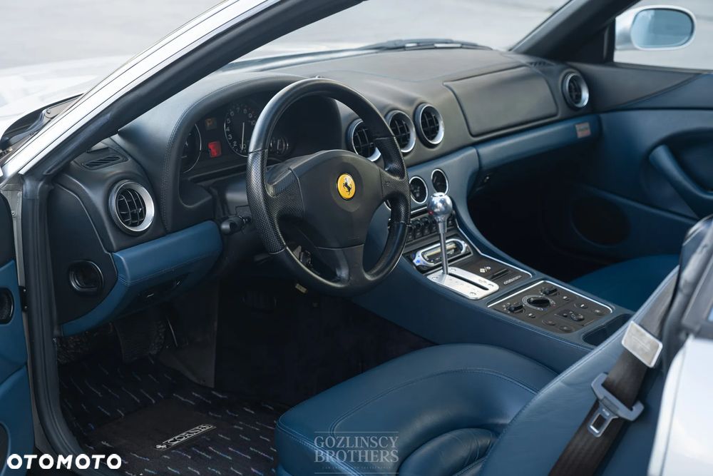 Ferrari 456 - 8
