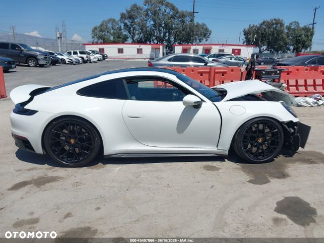 Porsche 911 - 13