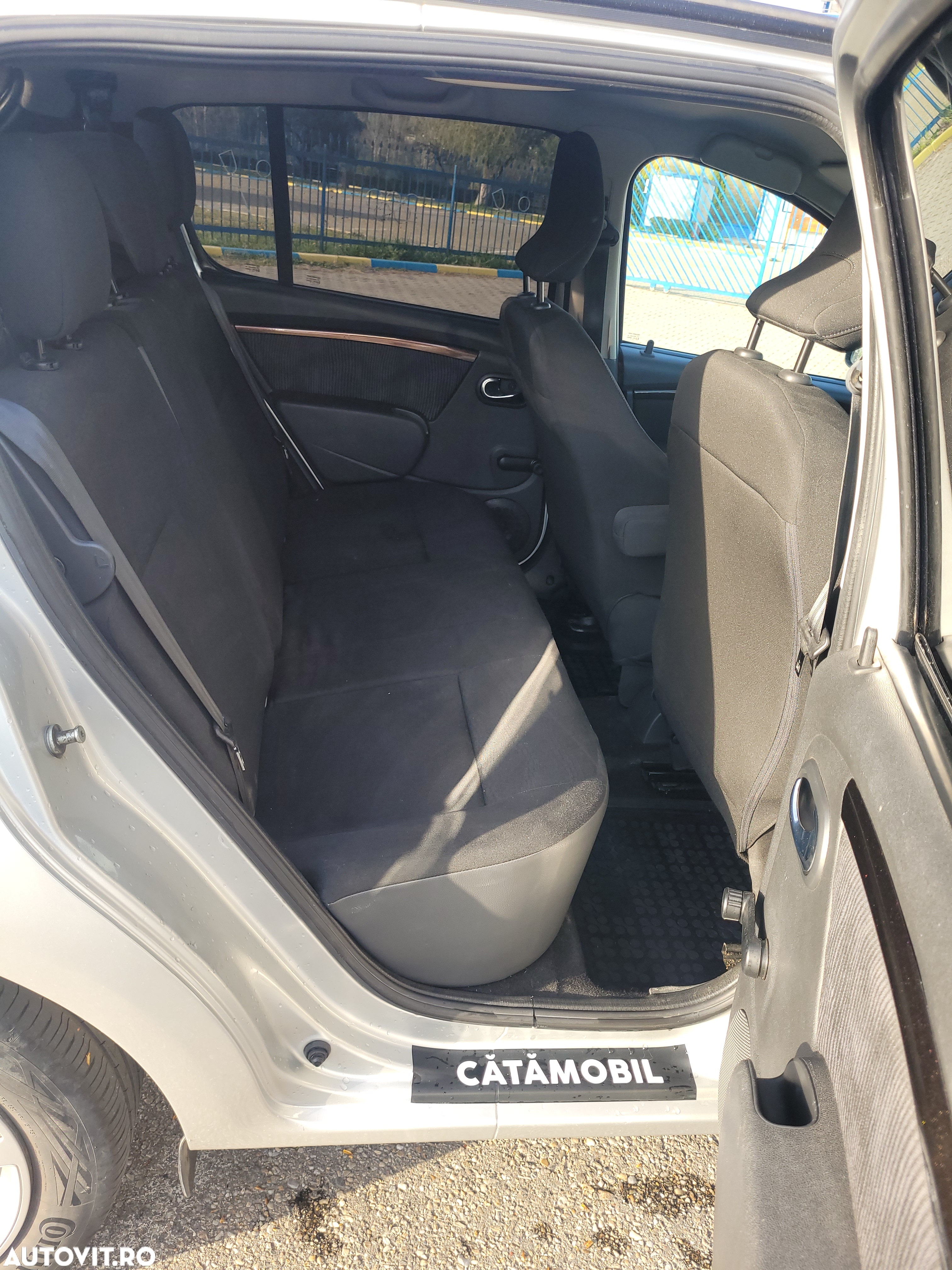 Dacia Sandero 1.4 MPI Laureate - 7