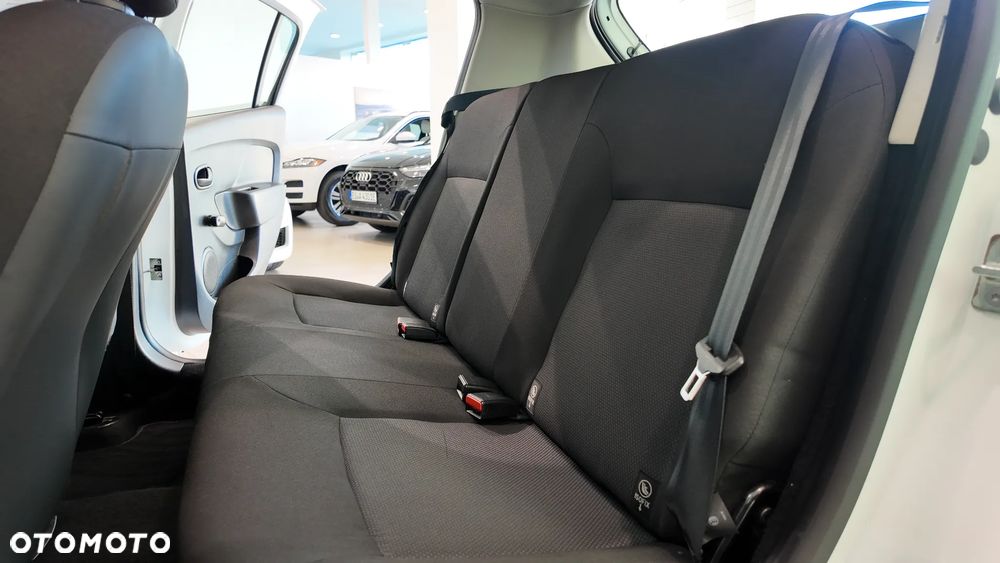 Dacia Sandero 1.2 16V 75 Ambiance - 28