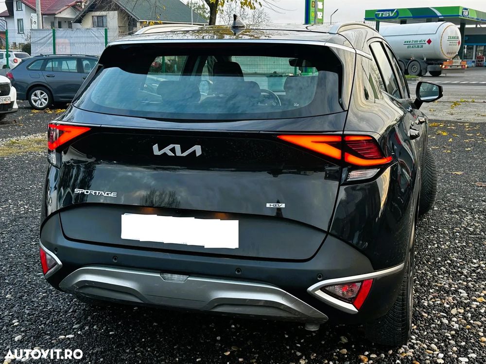 Kia Sportage 1.6T-GDI Hybrid 2WD Aut. Vision - 3