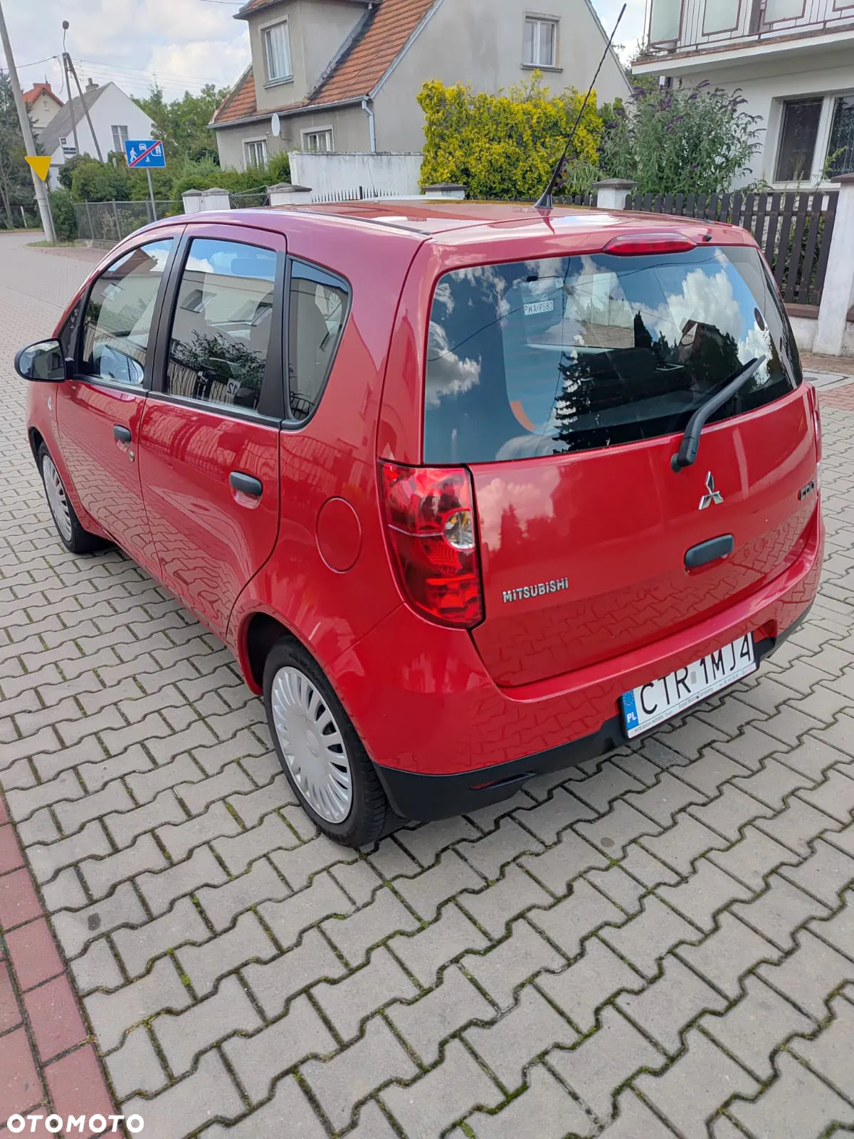 Mitsubishi Colt - 3