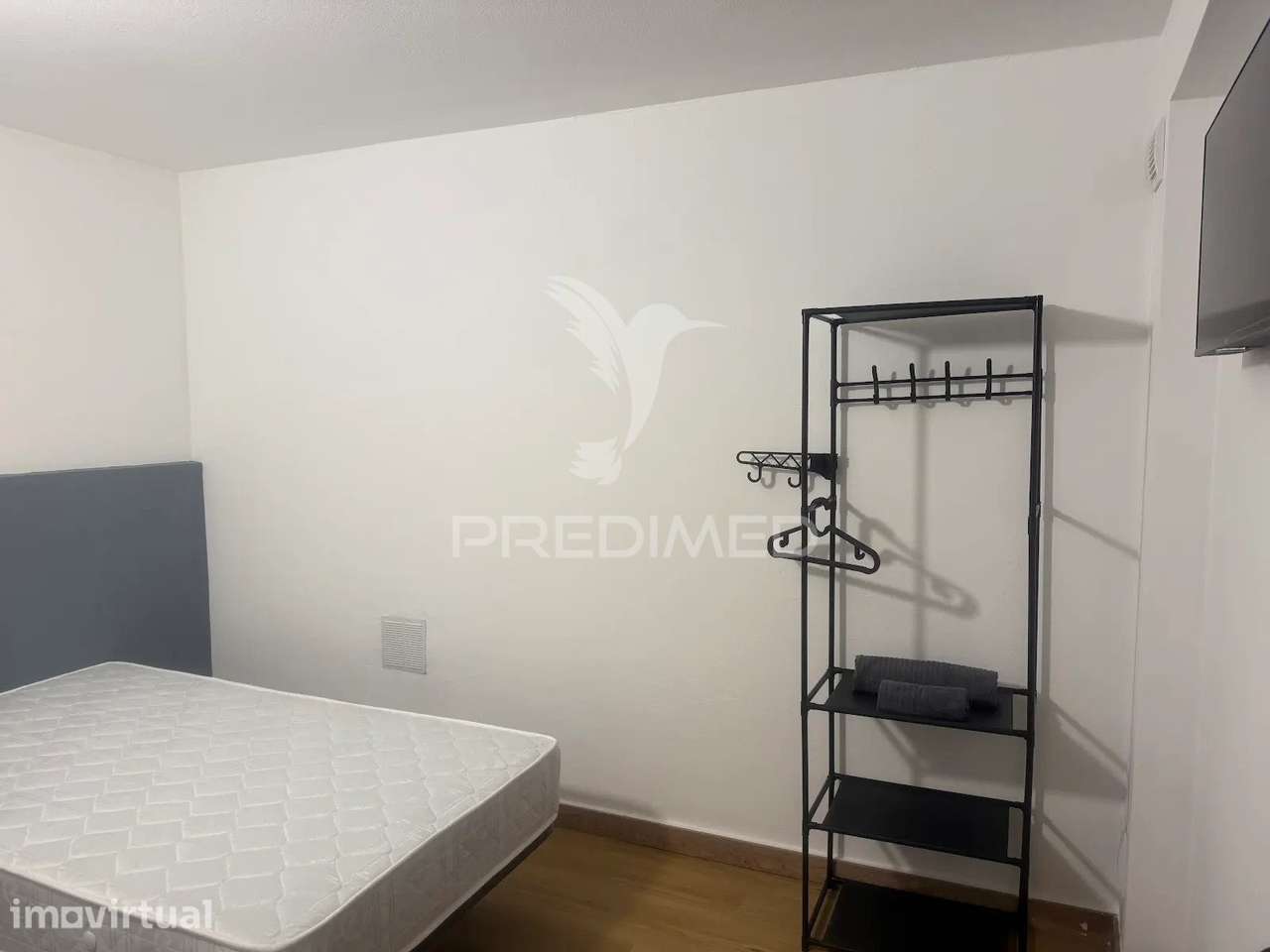 Alojamento duplex para arrendamento com 8 quartos. - Grande imagem: 4/21