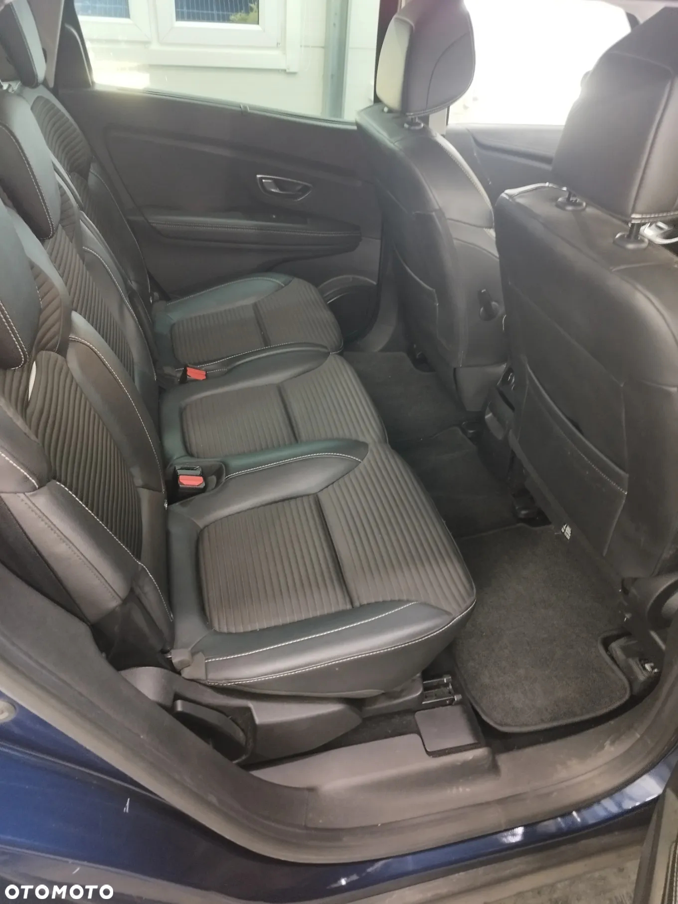 Renault Grand Scenic BLUE dCi 150 EDC BUSINESS EDITION - 23