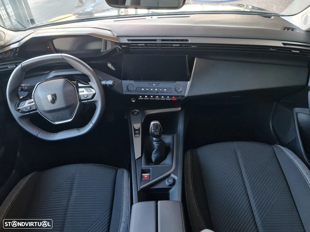 Peugeot 308 1.2 PureTech Active - 12