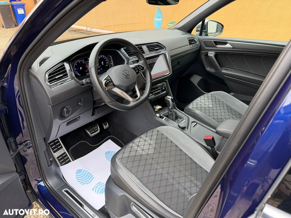 Volkswagen Tiguan 2.0 TDI SCR 4MOTION DSG R-Line - 18