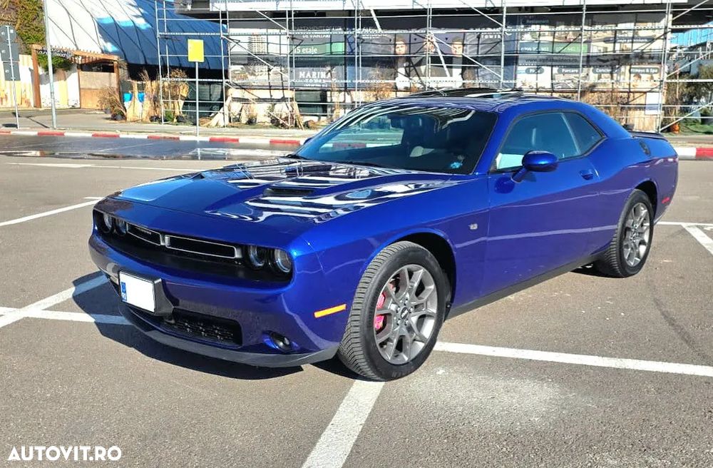 Dodge Challenger - 5