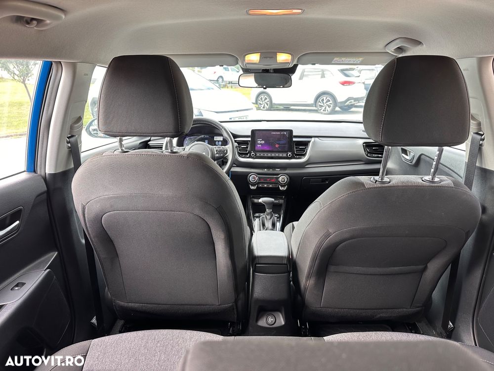 Kia Stonic 1.0 T-GDI 7DCT HP MHEV Urban - 10